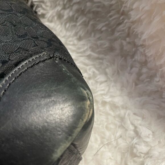 Coach Black Fabric logo &  leather trims  Detachable Strap. Large diaper bag - Picture 15 of 16